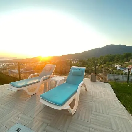 Lovely With Fascinating View In Апартаменты